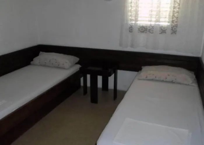 Miki - Comfort Two Bedroom With Terrace * Rogoznica (Sibenik-Knin)