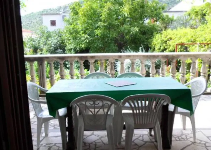 Miki - Comfort Two Bedroom With Terrace * Rogoznica (Sibenik-Knin)