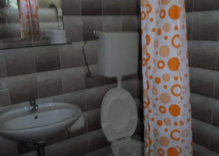 Apartmán Miki - Comfort Two Bedroom With Terrace