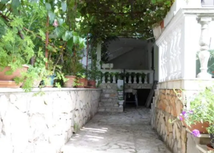 Miki - Comfort Two Bedroom With Terrace * Rogoznica (Sibenik-Knin)